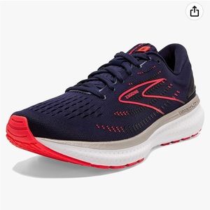 NIB Brooks Women’s Glycerin 19 Running Shoe size 8